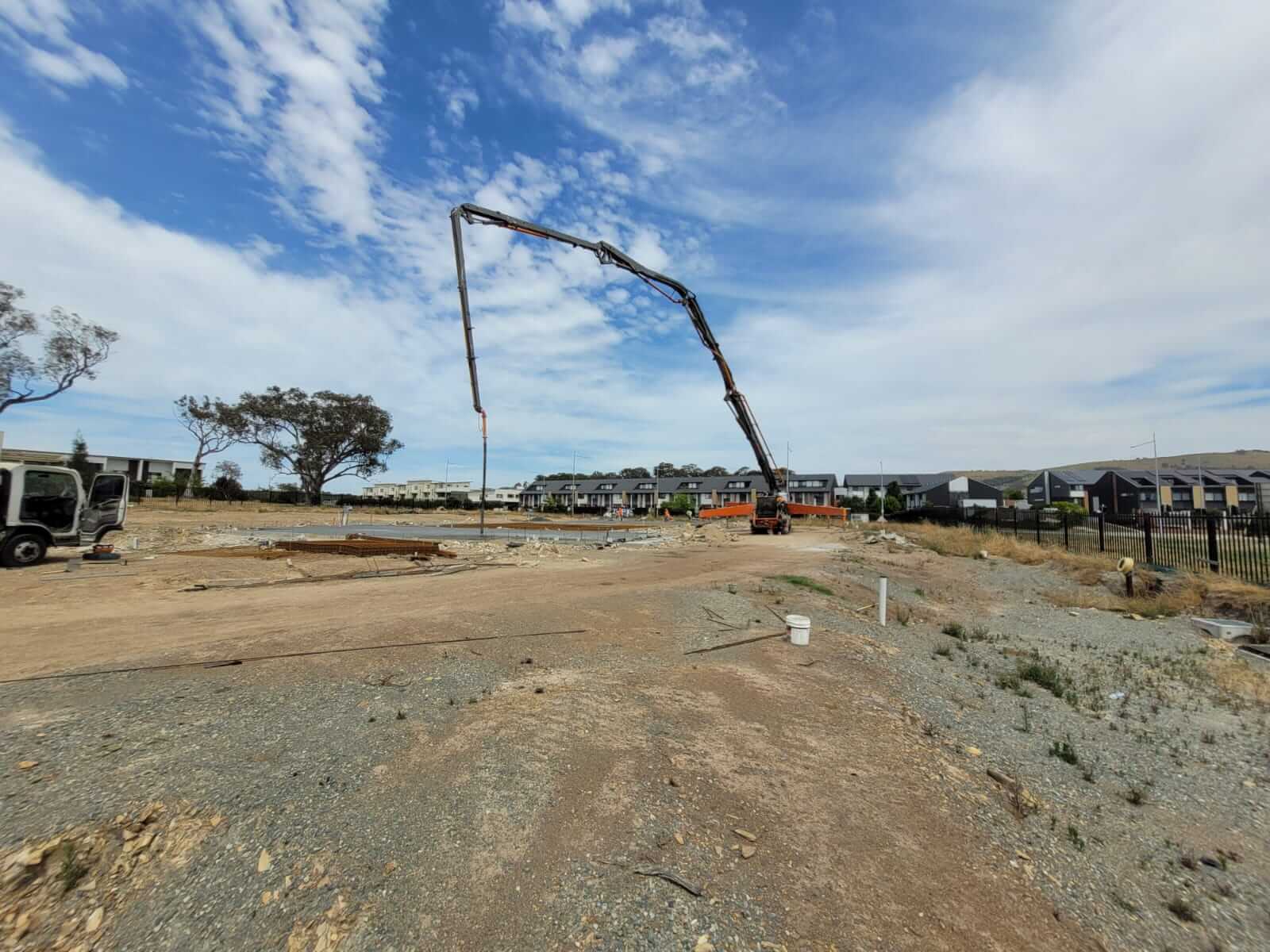 Slab pour in progress — 25 November 2024 — photo 5
