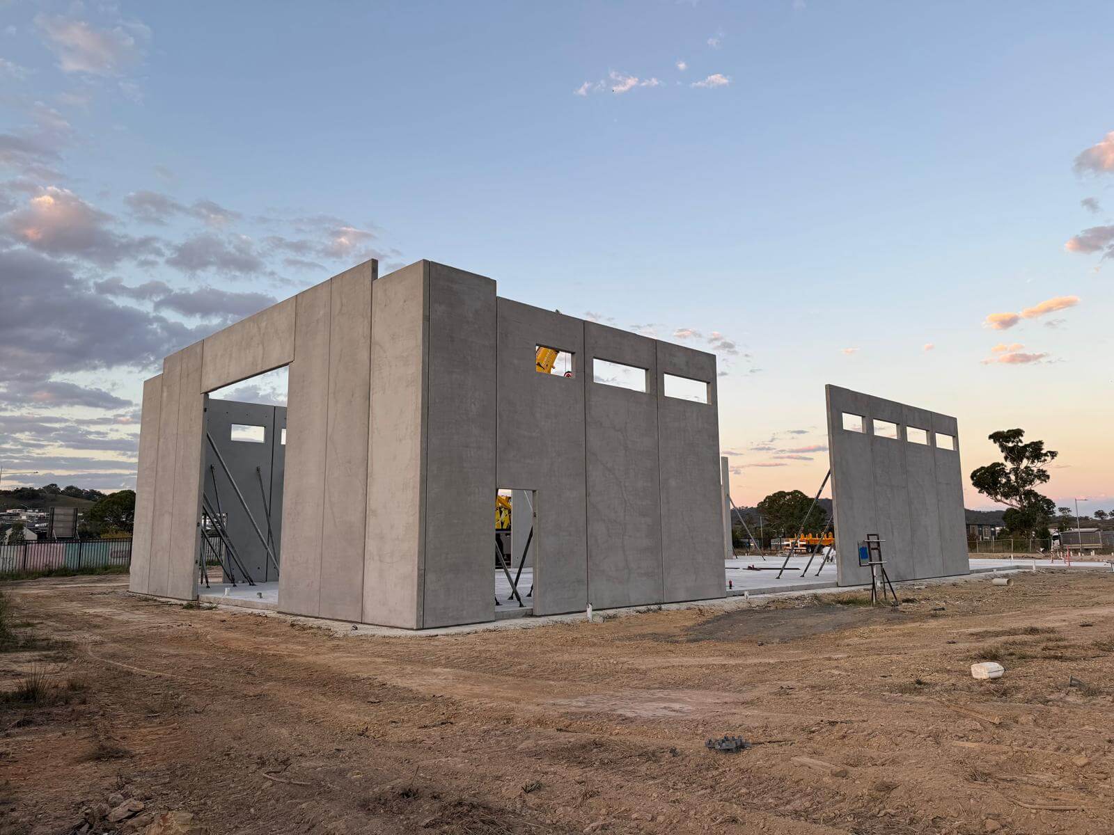 Precast walls installed — 03 April 2025 — photo 7